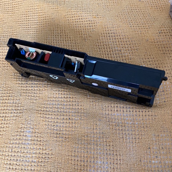 A new power supply - Picture 2 of 4